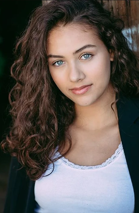 Sage Linder is a Canadian actress and dancer who has gained popularity for her role as Rachel Caldwell in the Prime Video series Shelter, based on the best-selling novel by Harlan Coben. She is also a talented dancer who has trained with the professional program DanceCo and has competed in several dance events. In this article, we will explore Sage Linder's ethnicity, biography, career, family, and net worth.